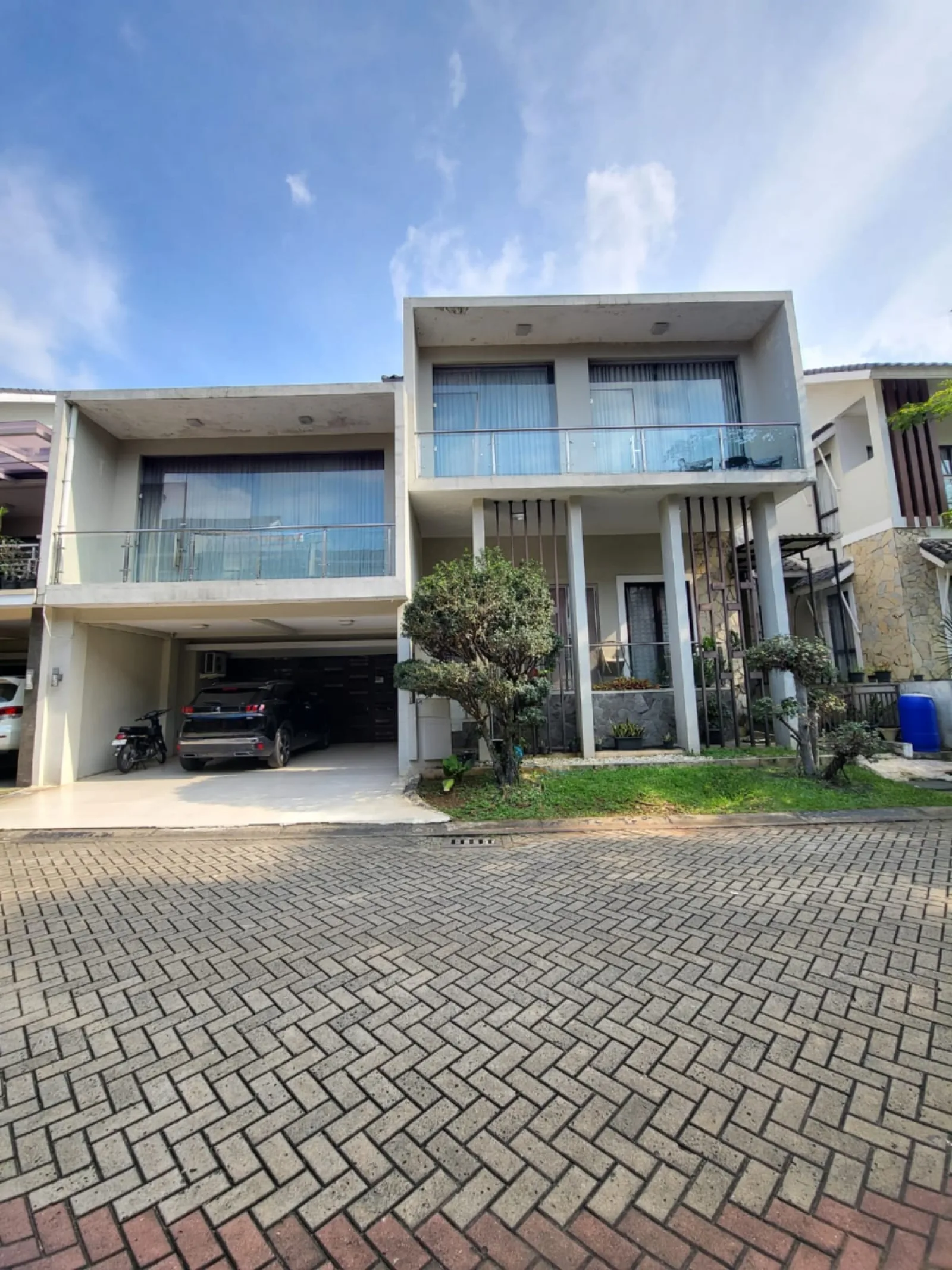 Hot Sale Rumah siap huni di Kebayoran Bintaro Sektor 7.