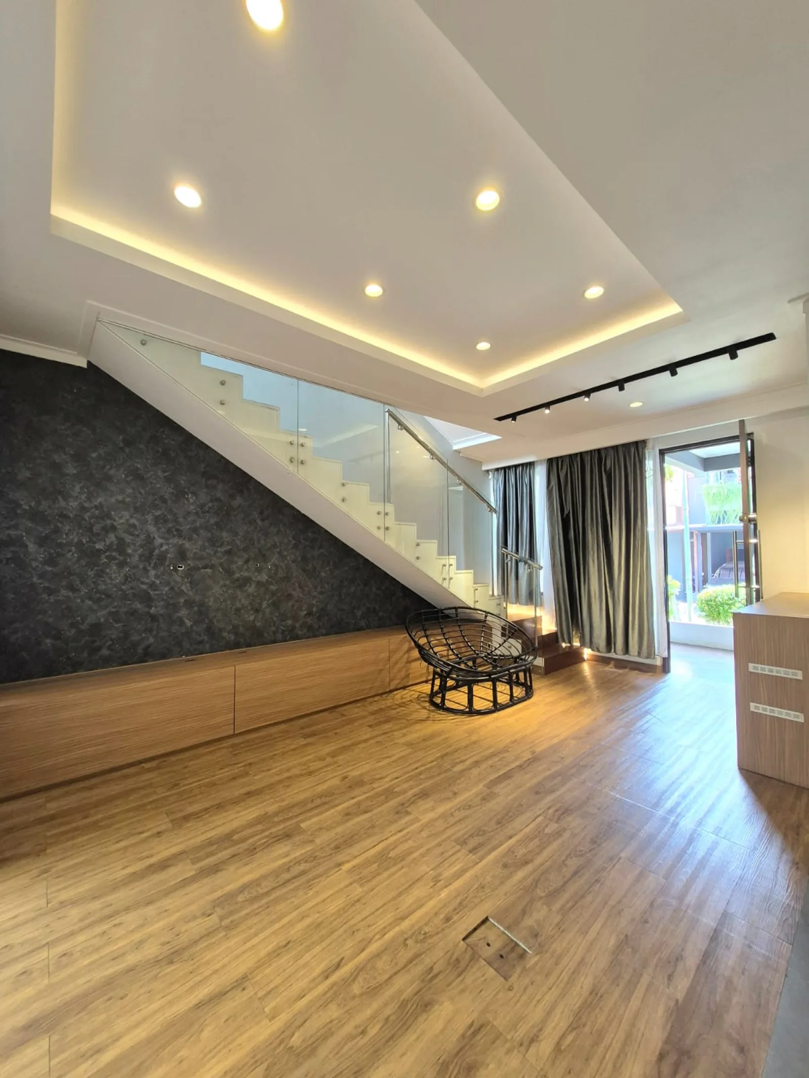 Dijual Rumah siap huni di Discovery Bintaro Sektor 9