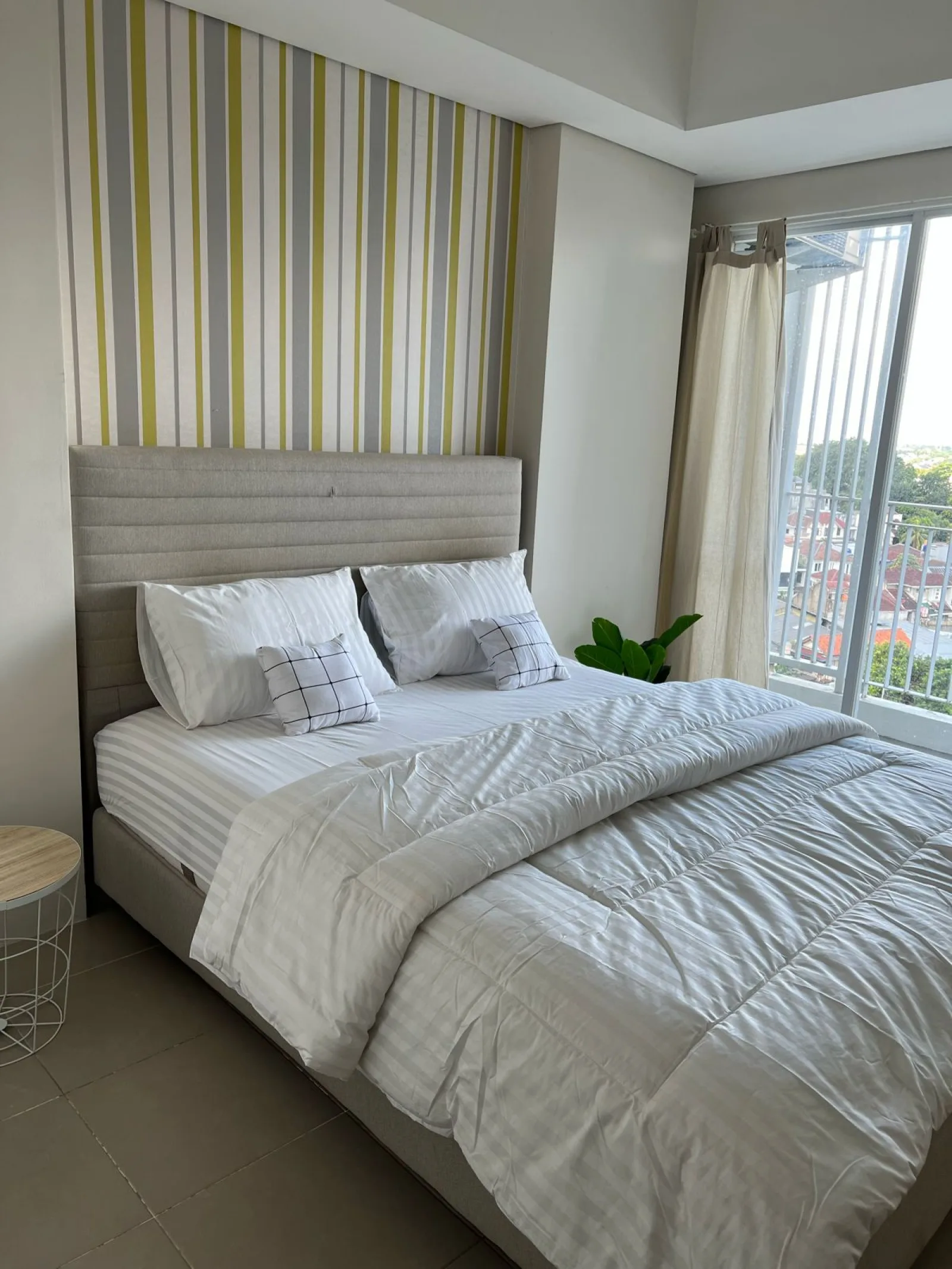 Apartment Disewakan di Bintaro Sektor 3A, Studio View Kolam Renang SHM