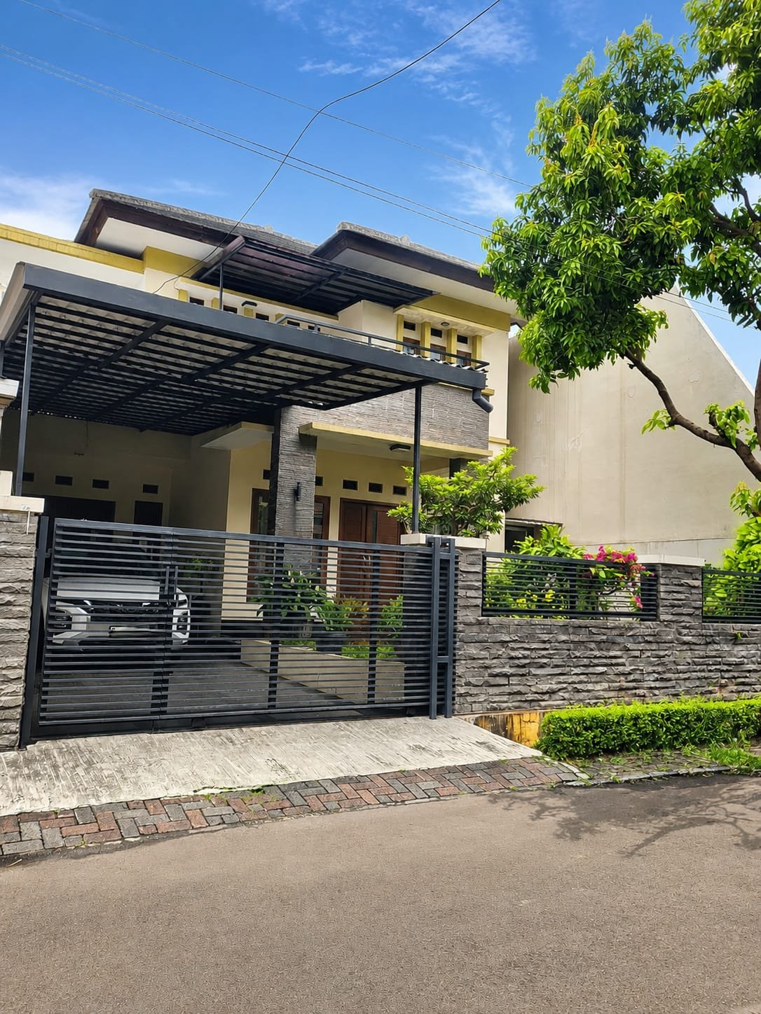 Rumah Luas 2 Lantai di Mandar Bintaro