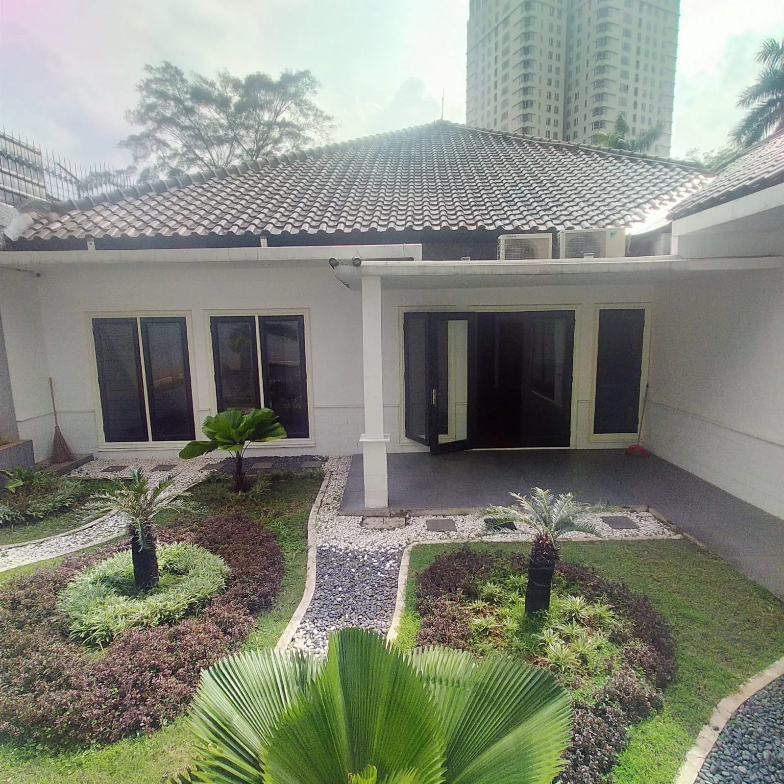 Rumah Mewah Dijual di Permata Hijau Jakarta Selatan, Lahan Luas SHM